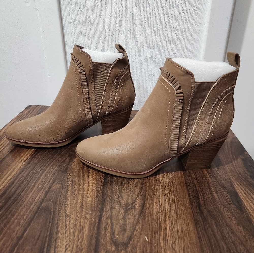Mia Brown Fringe Boots